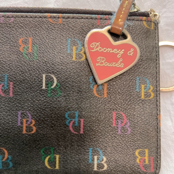 Vintage Dooney & Bourke Wristlet - Picture 2 of 6